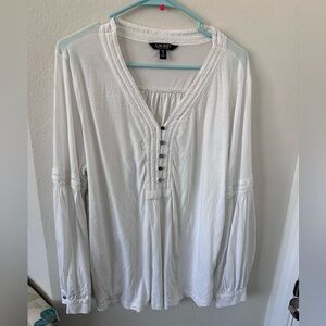 Ralph Lauren White Relaxed V-Neck shirt EUC